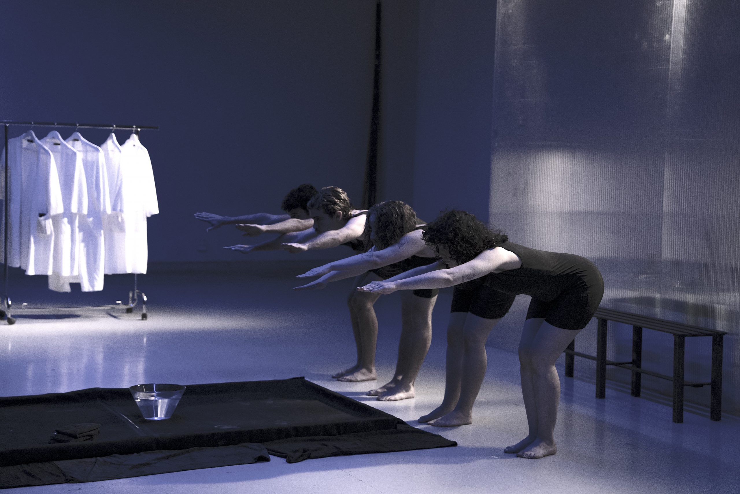 LOS NADADORES NOCTURNOS de José Manuel Mora | 3º de Diplomatura (promoción 2021/24)